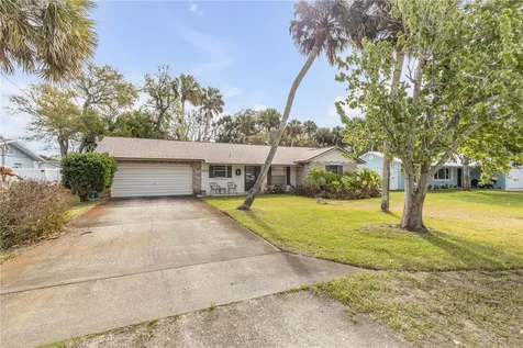 805 S Cooper Street New Smyrna Beach FL 32169