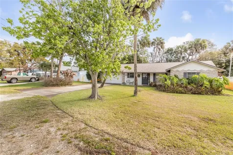 805 S Cooper Street New Smyrna Beach FL 32169