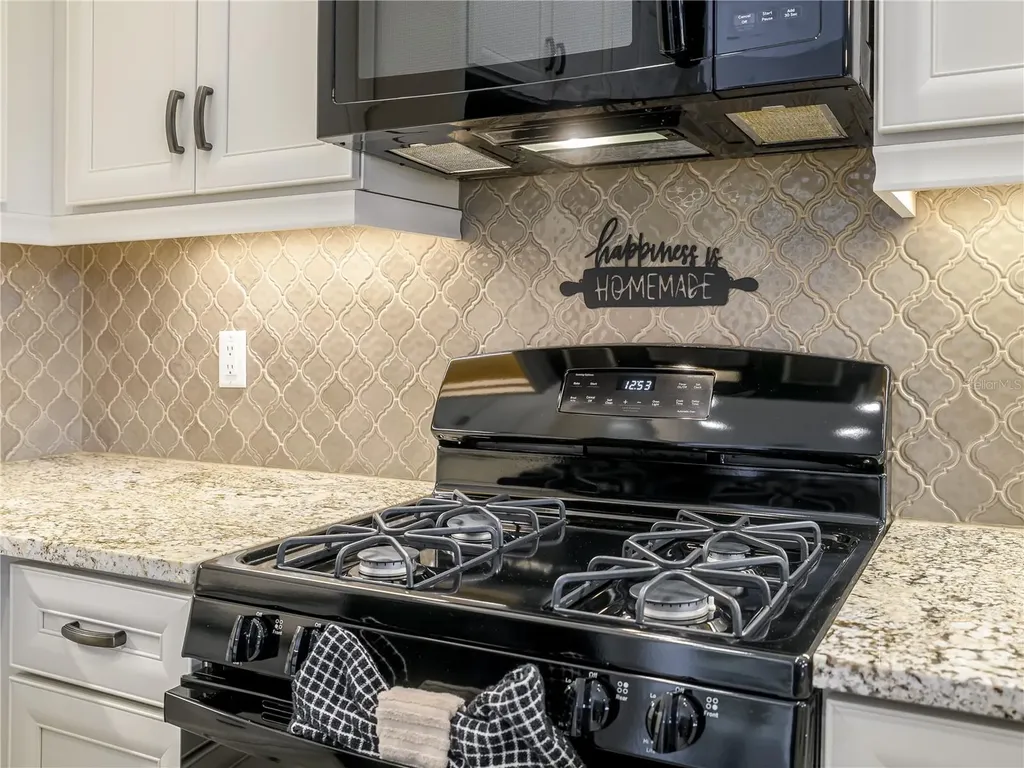 5122 Sierra Falls Court Wimauma FL 33598