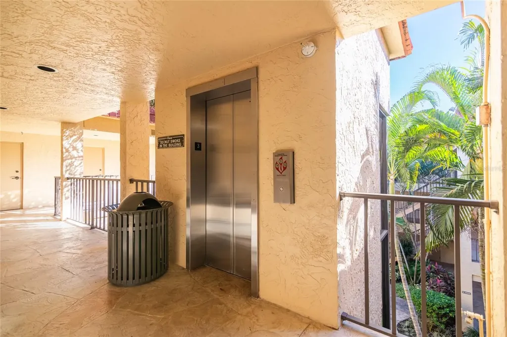 2650 Bahia Vista Street Sarasota FL 34239