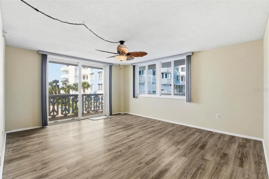 925 N Halifax Avenue Daytona Beach FL 32118