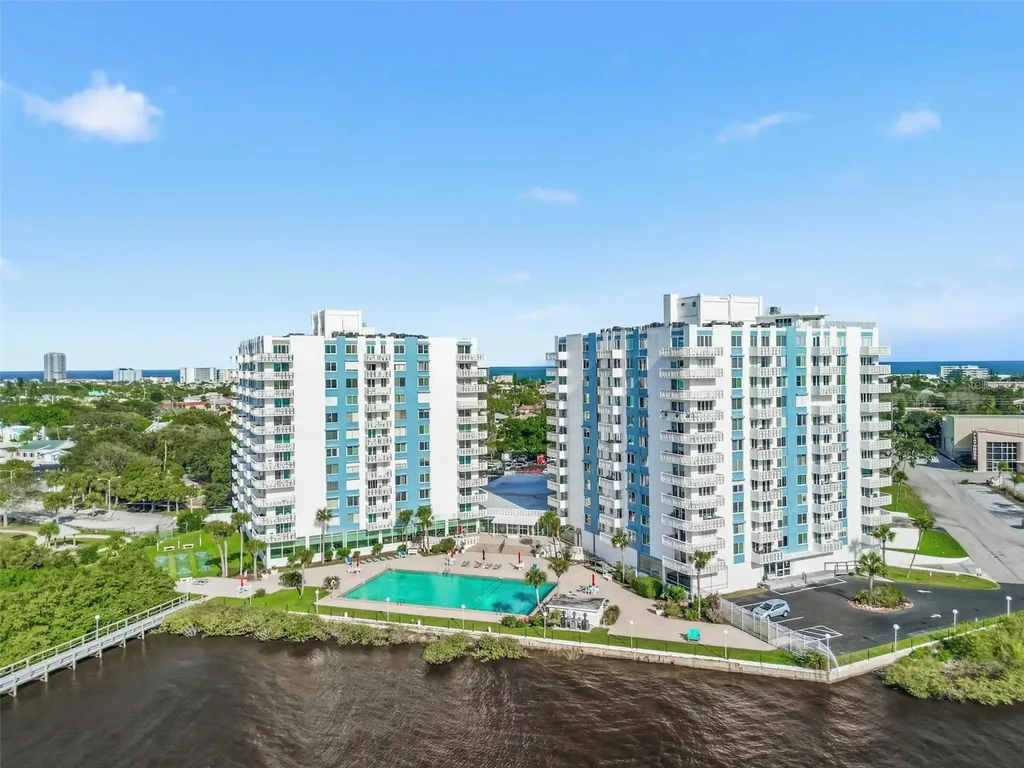 925 N Halifax Avenue Daytona Beach FL 32118