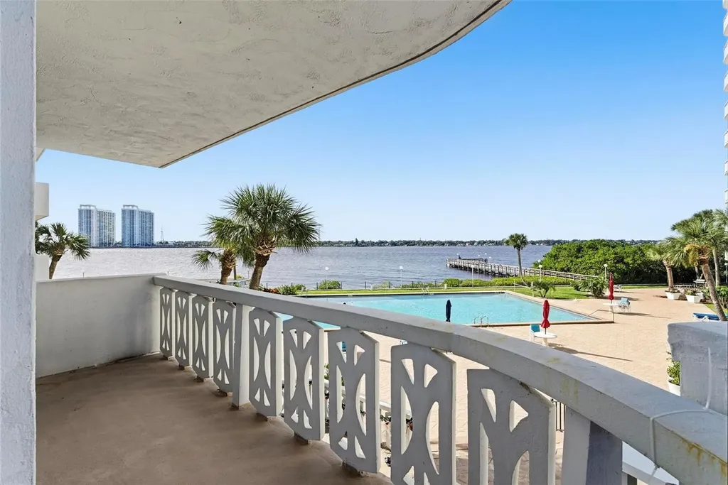 925 N Halifax Avenue Daytona Beach FL 32118