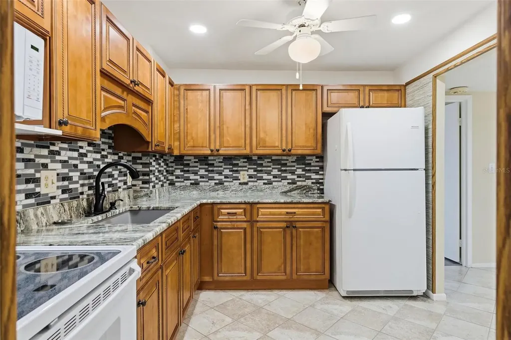 925 N Halifax Avenue Daytona Beach FL 32118