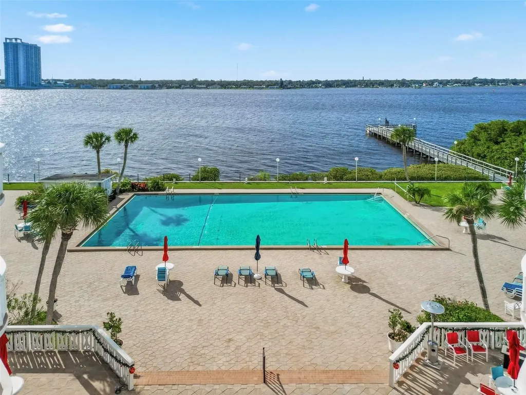 925 N Halifax Avenue Daytona Beach FL 32118