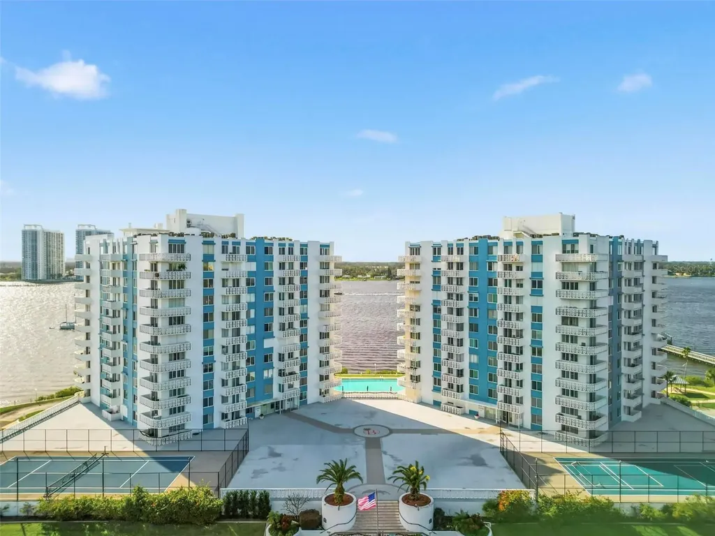 925 N Halifax Avenue Daytona Beach FL 32118