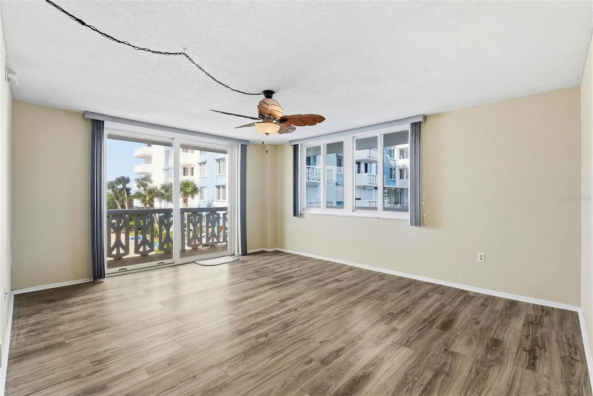 925 N Halifax Avenue Daytona Beach FL 32118