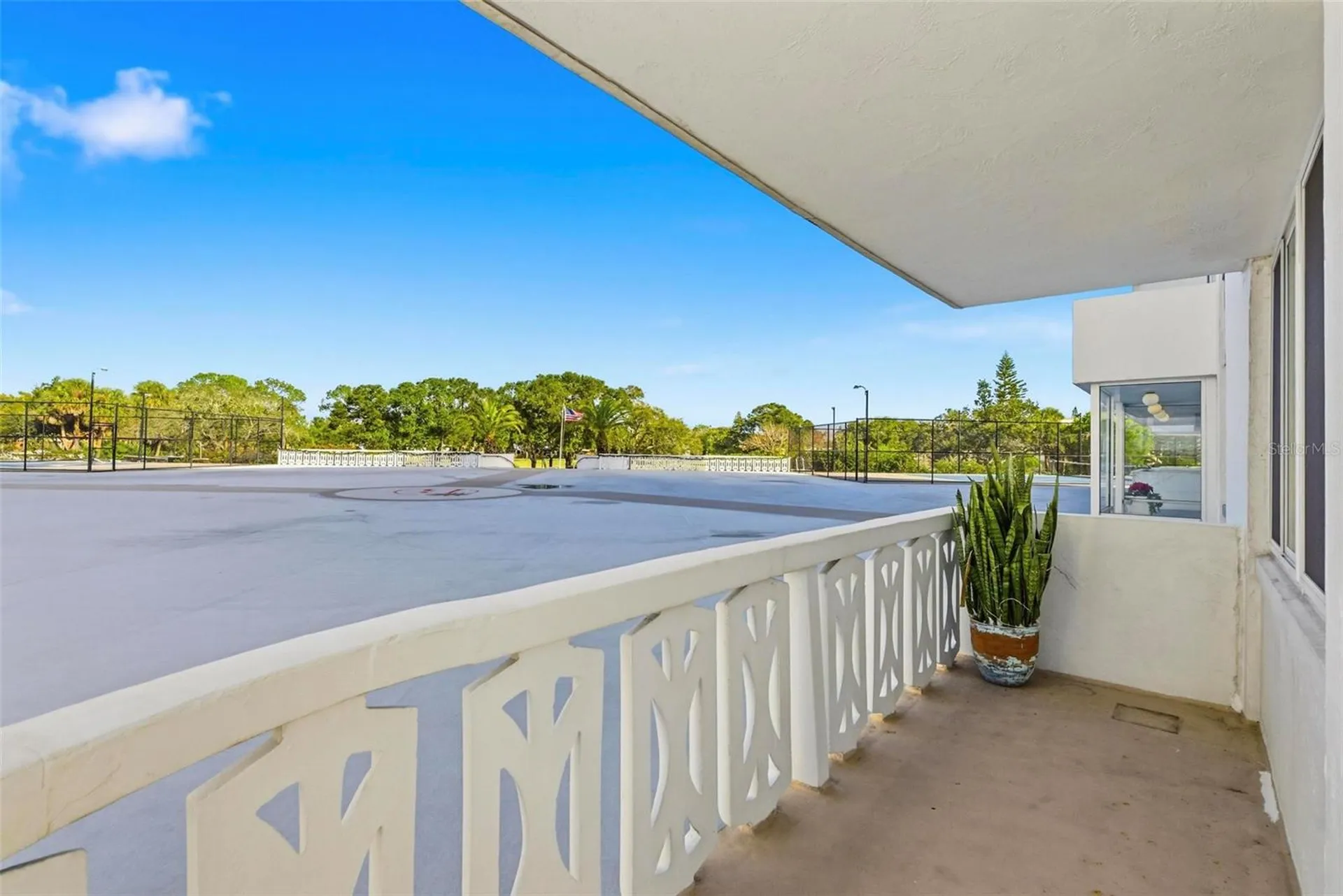 925 N Halifax Avenue Daytona Beach FL 32118