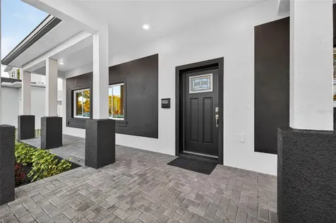 2540 34th Avenue N St Petersburg FL 33713