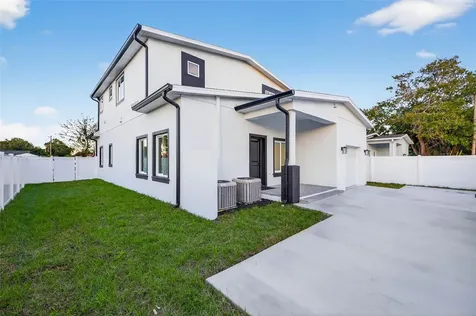 2540 34th Avenue N St Petersburg FL 33713