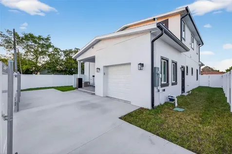 2540 34th Avenue N St Petersburg FL 33713