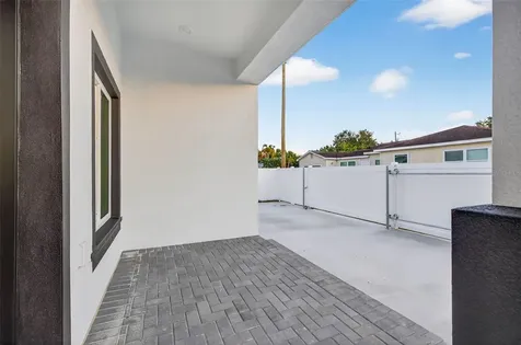 2540 34th Avenue N St Petersburg FL 33713