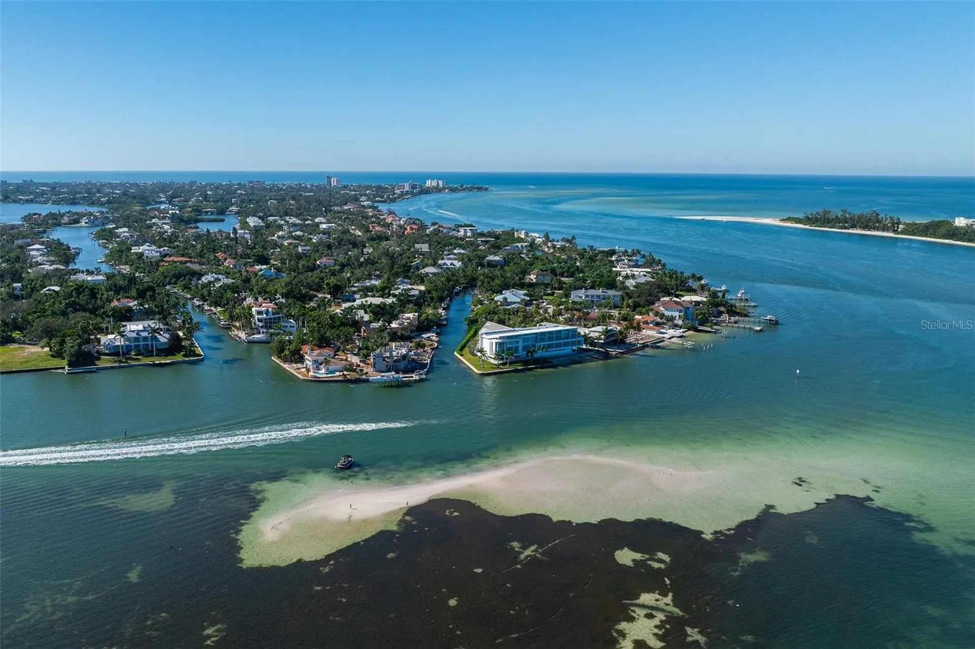 526 N Spoonbill Drive Sarasota FL 34236