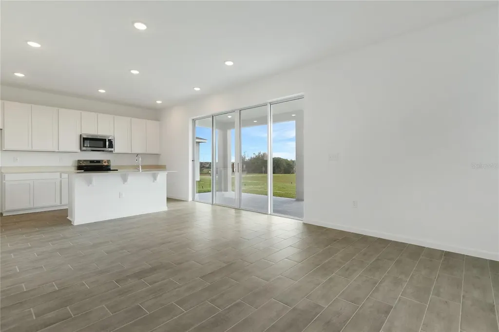 1272 Daisy Hill Avenue Dundee FL 33838