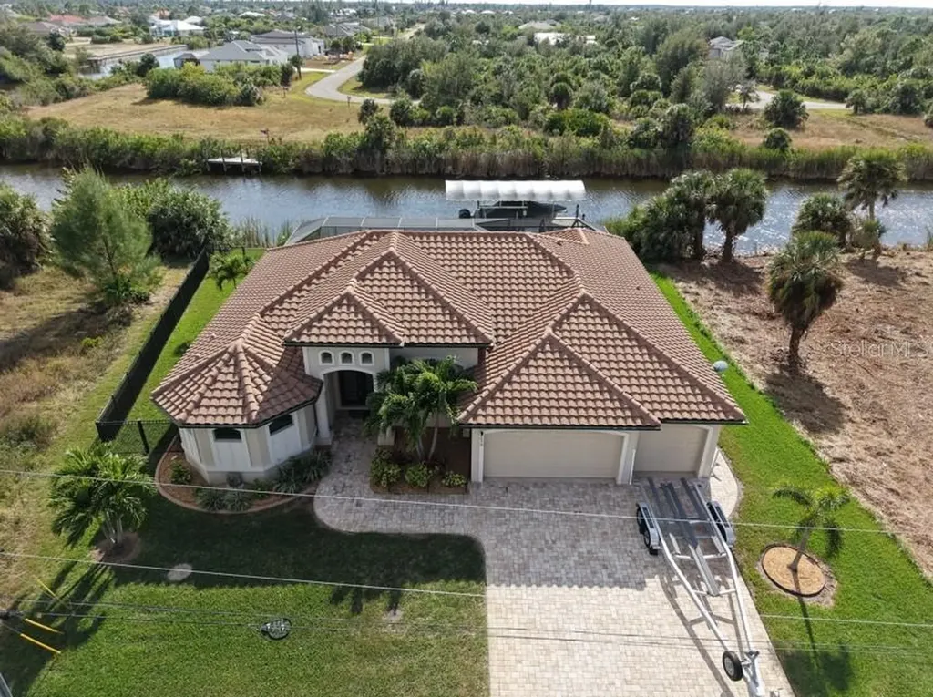 9572 President Circle Port Charlotte FL 33981