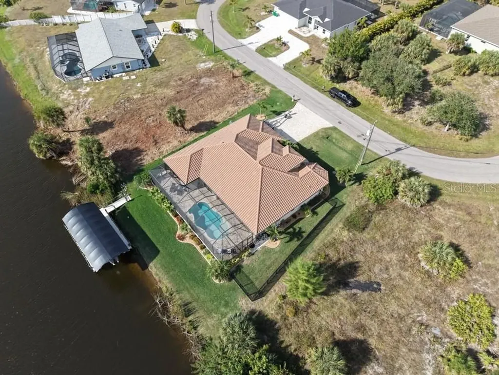 9572 President Circle Port Charlotte FL 33981