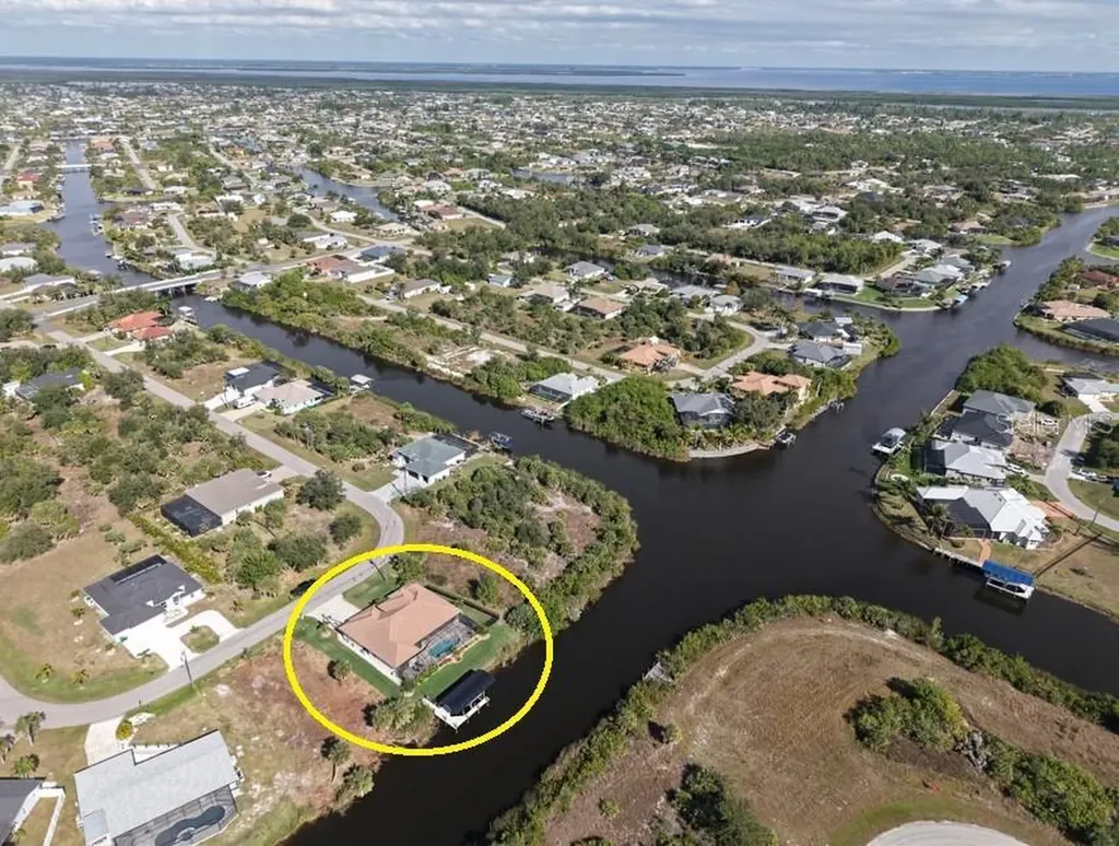 9572 President Circle Port Charlotte FL 33981