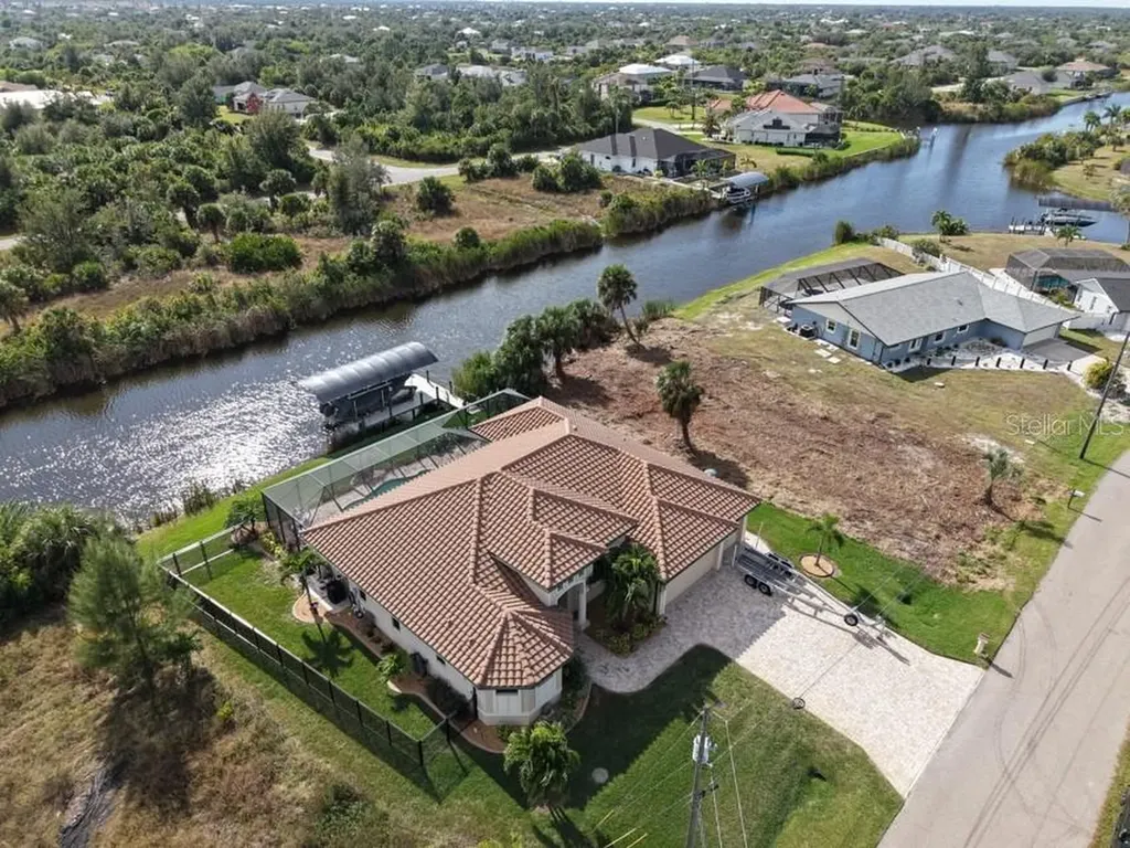 9572 President Circle Port Charlotte FL 33981