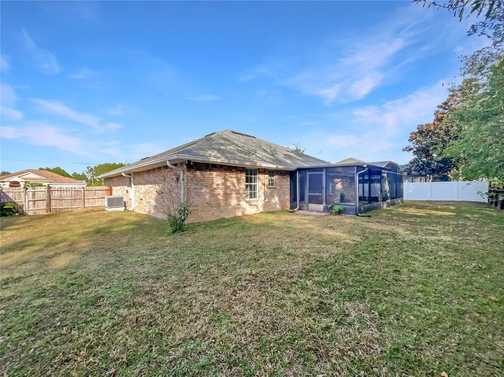 13 Buffalo View Lane Palm Coast FL 32137