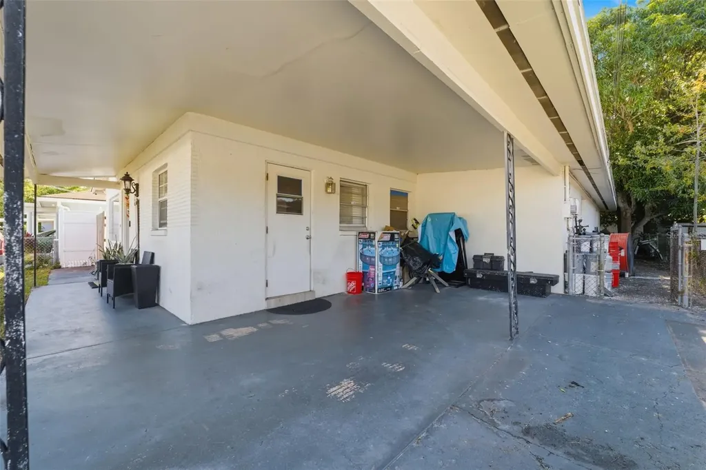 3310 W Beach Street Tampa FL 33607