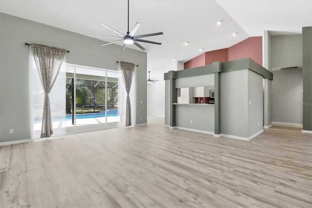 1852 W Ivorywood Drive Beverly Hills FL 34465