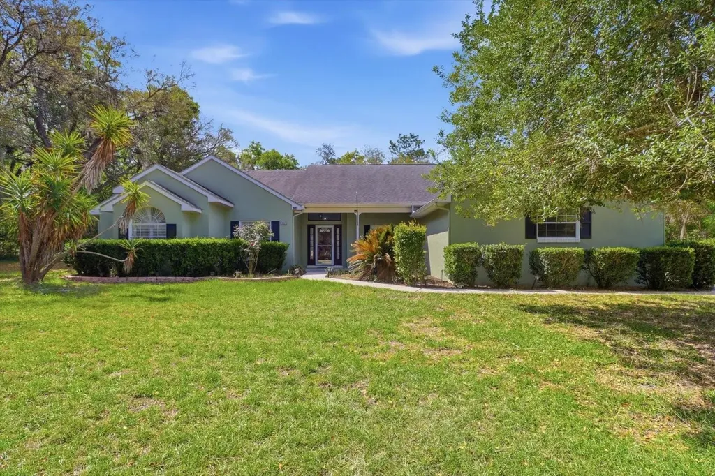 1852 W Ivorywood Drive Beverly Hills FL 34465