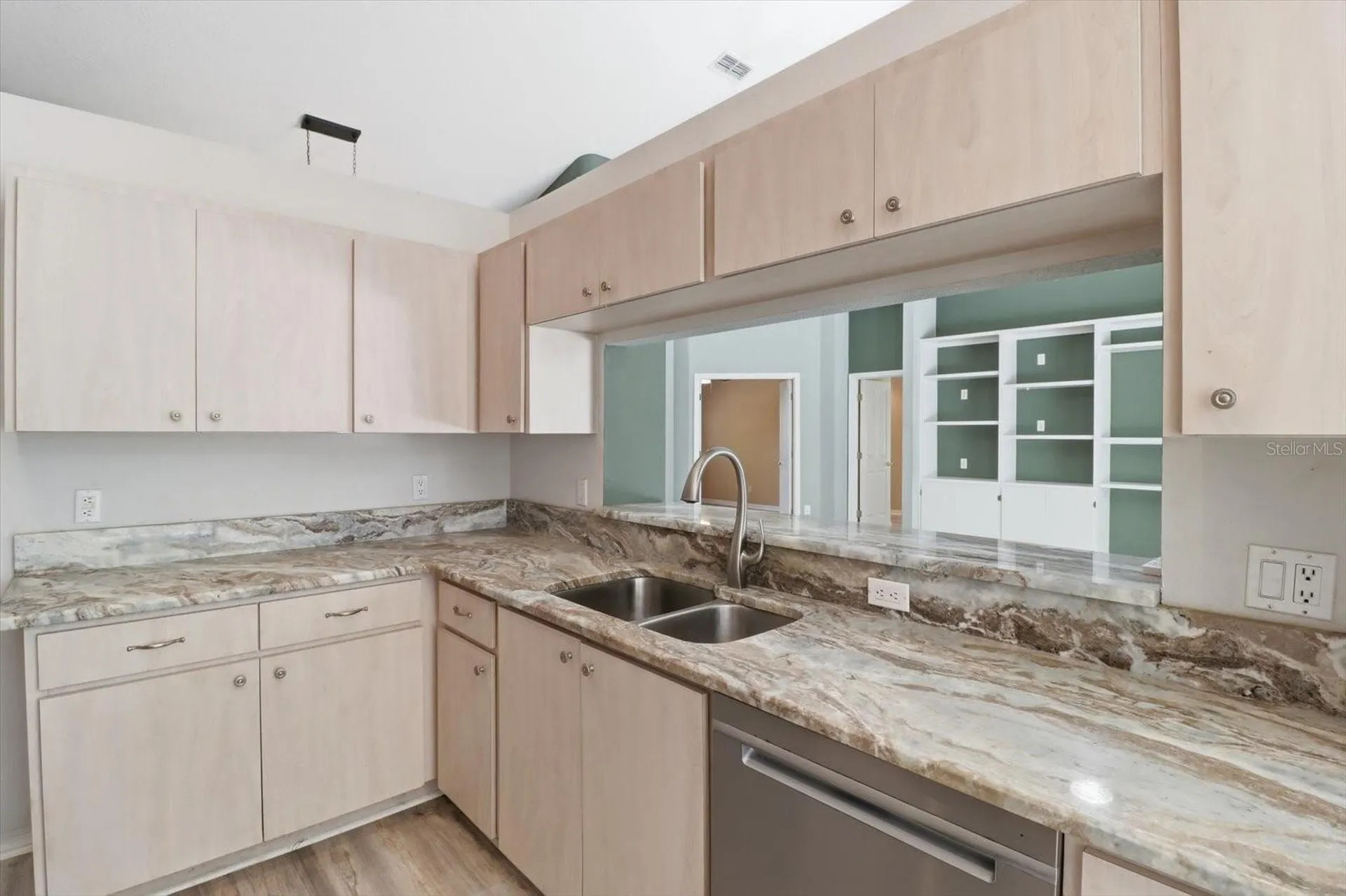 1852 W Ivorywood Drive Beverly Hills FL 34465