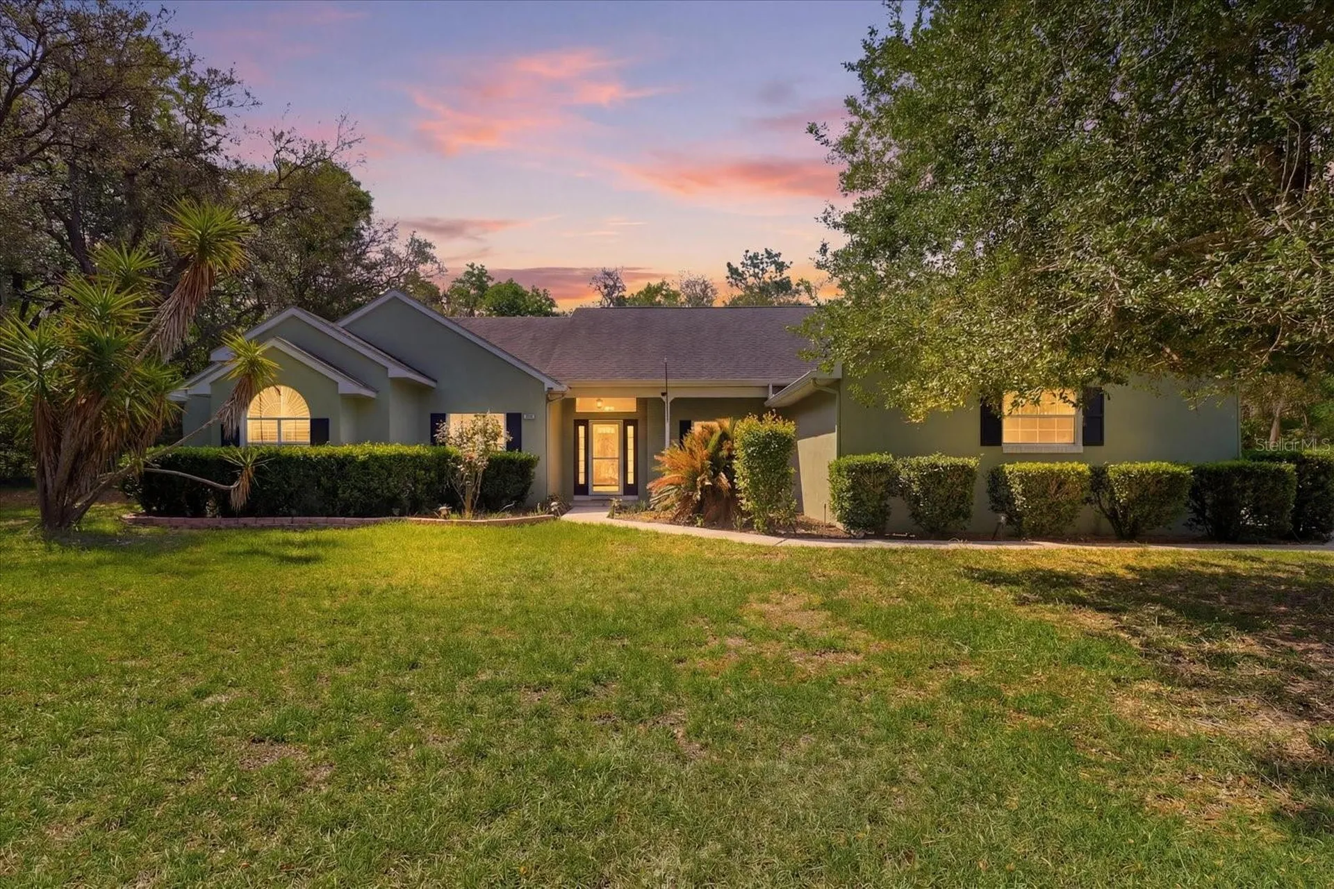 1852 W Ivorywood Drive Beverly Hills FL 34465
