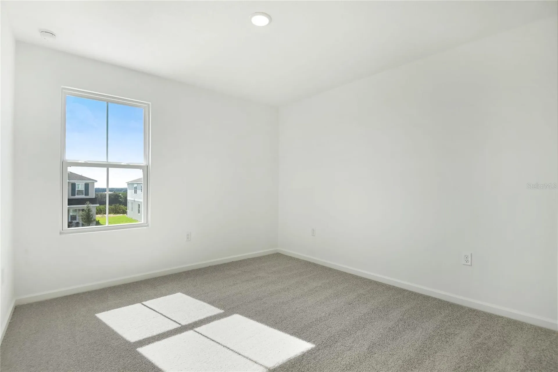 1257 Daisy Hill Avenue Dundee FL 33838