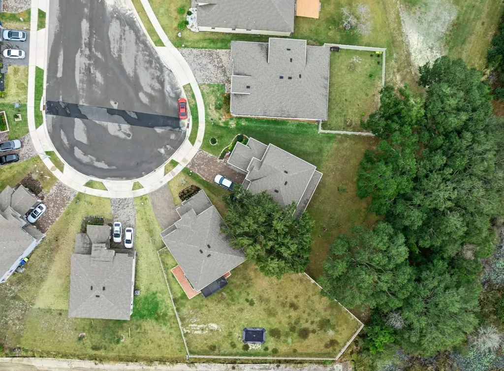 594 Via Bella Court Howey In The Hills FL 34737