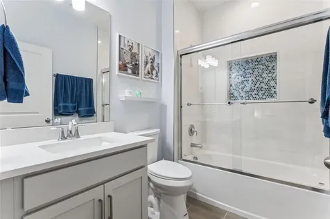 594 Via Bella Court Howey In The Hills FL 34737