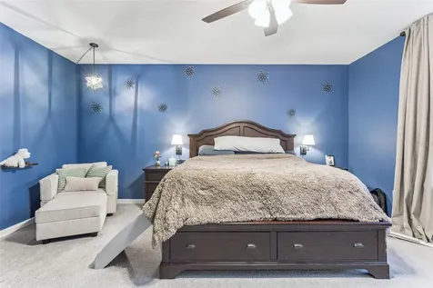 594 Via Bella Court Howey In The Hills FL 34737