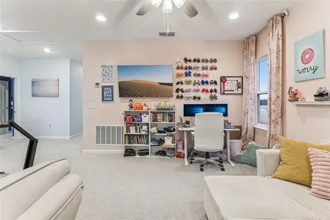 594 Via Bella Court Howey In The Hills FL 34737