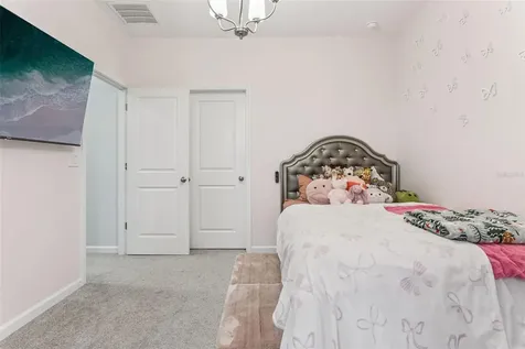 594 Via Bella Court Howey In The Hills FL 34737
