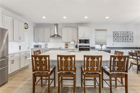594 Via Bella Court Howey In The Hills FL 34737