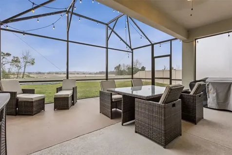 594 Via Bella Court Howey In The Hills FL 34737
