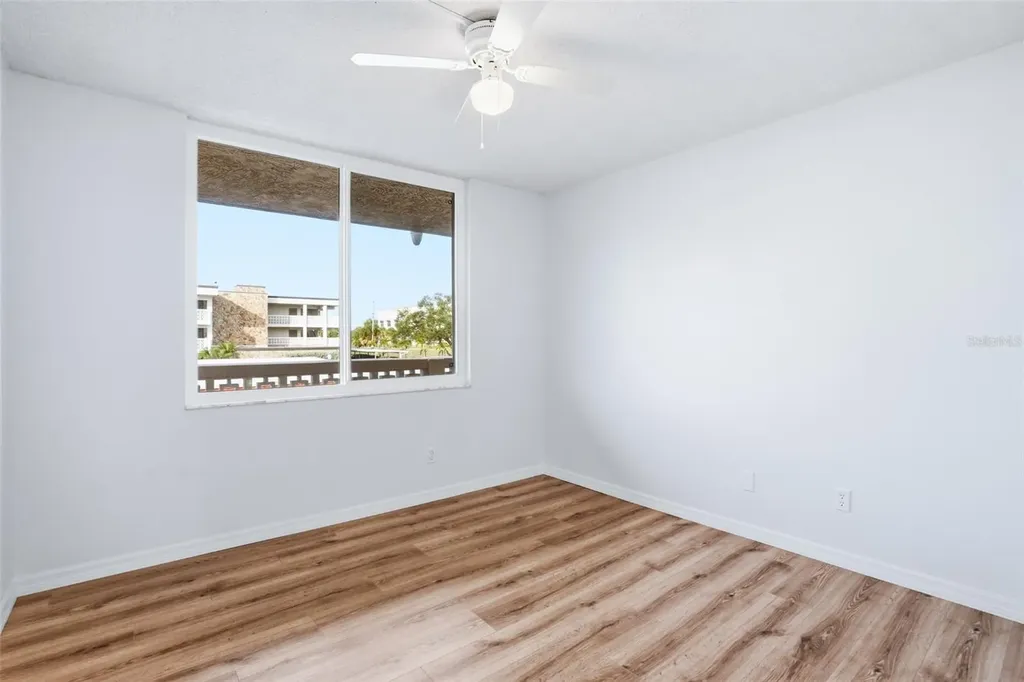 5095 Bay Street NE St Petersburg FL 33703