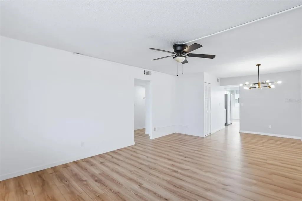 5095 Bay Street NE St Petersburg FL 33703