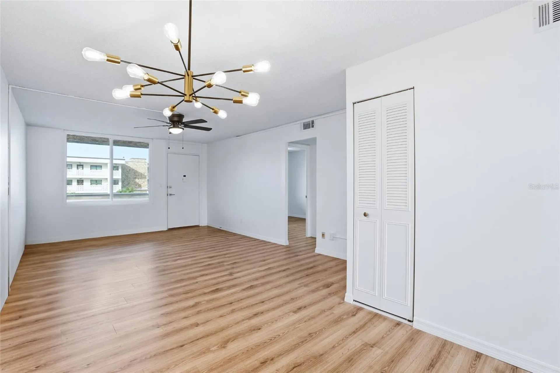 5095 Bay Street NE St Petersburg FL 33703
