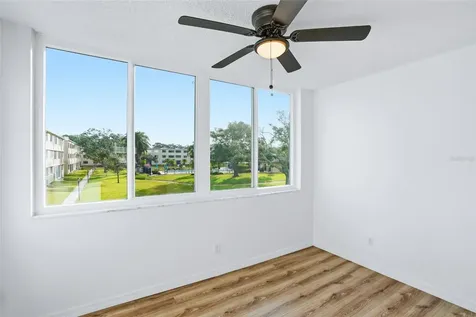 5095 Bay Street NE St Petersburg FL 33703