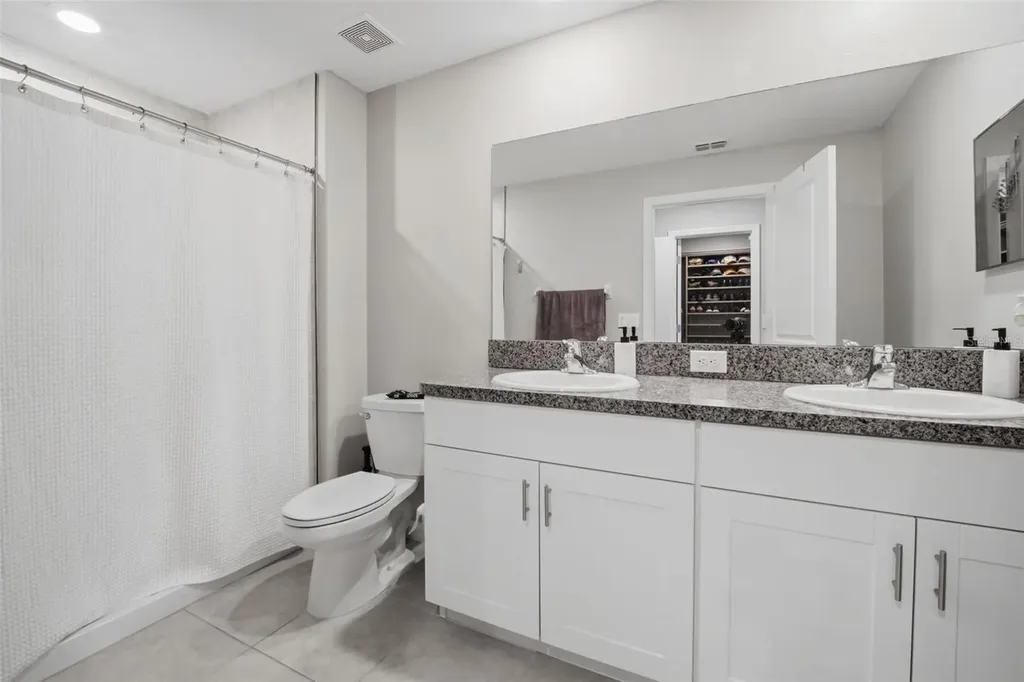 4459 Globe Thistle Drive Tampa FL 33619