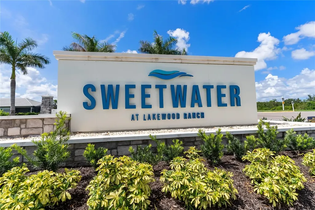 4811 Honey Dew Lane Bradenton FL 34211