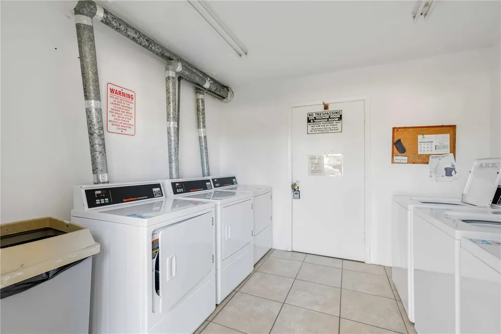 5412 Swift Road Sarasota FL 34231