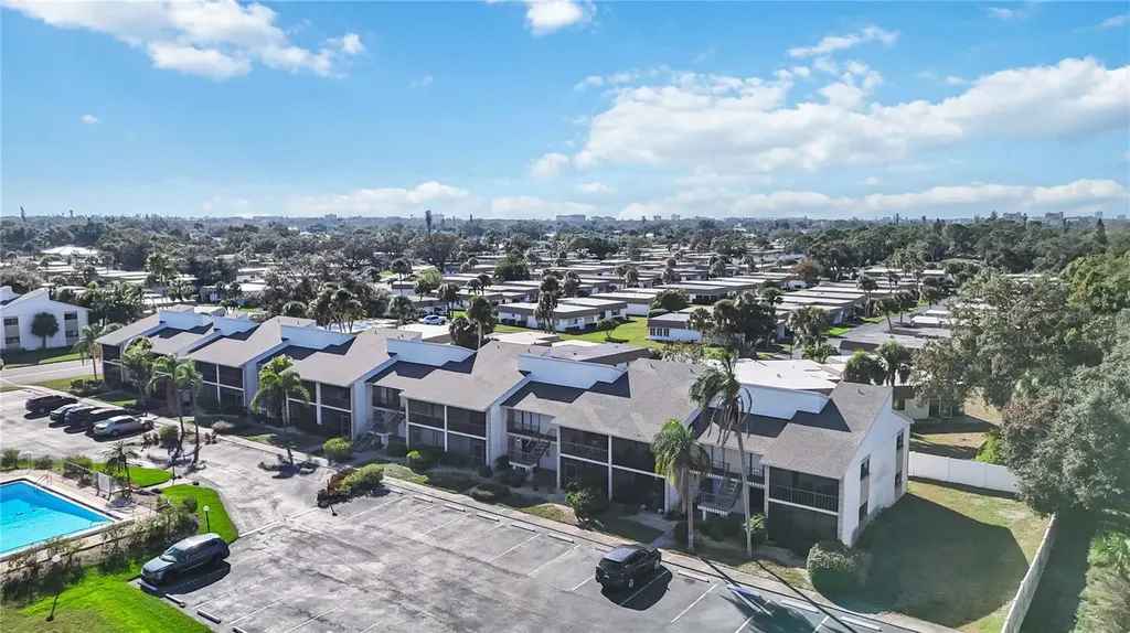 5412 Swift Road Sarasota FL 34231