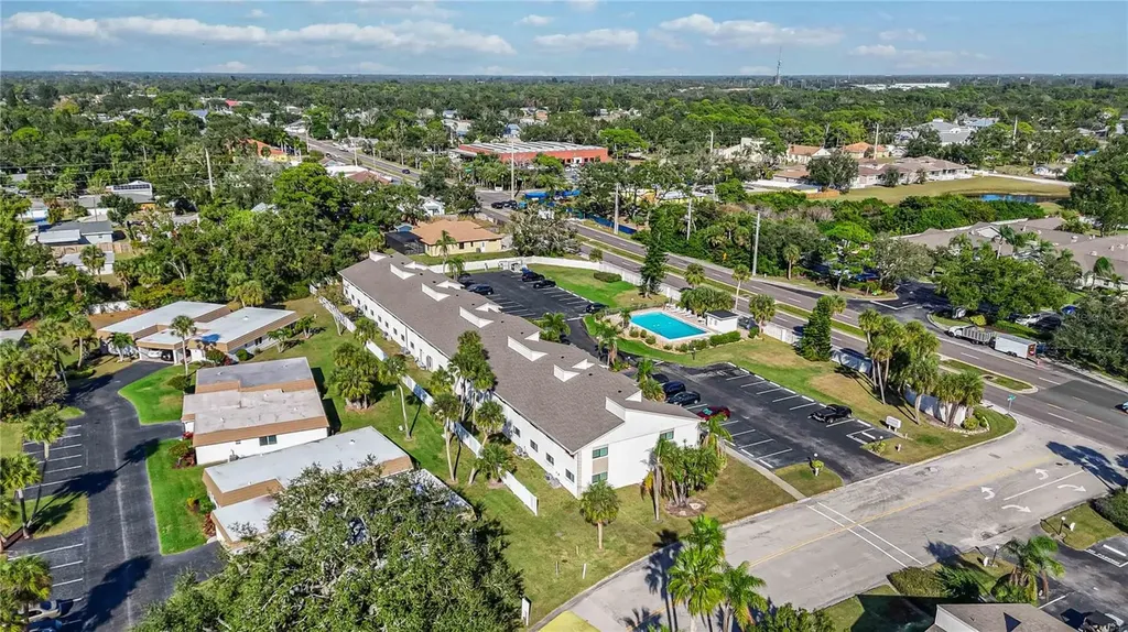5412 Swift Road Sarasota FL 34231
