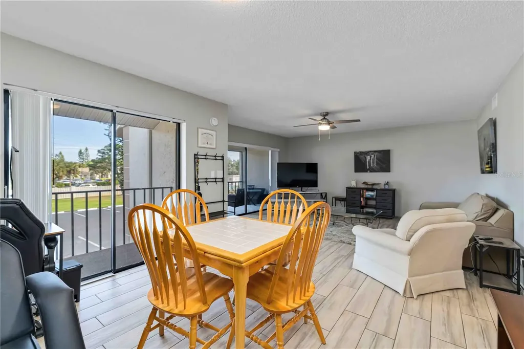 5412 Swift Road Sarasota FL 34231