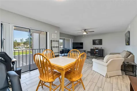 5412 Swift Road Sarasota FL 34231