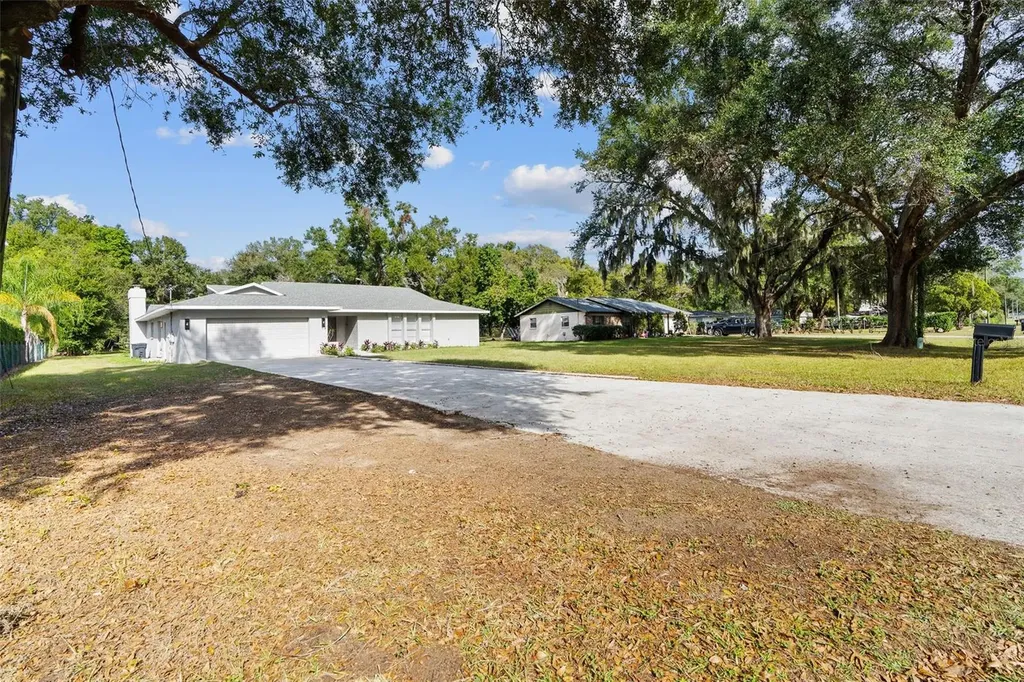 1106 Hummingbird Lane Brandon FL 33511