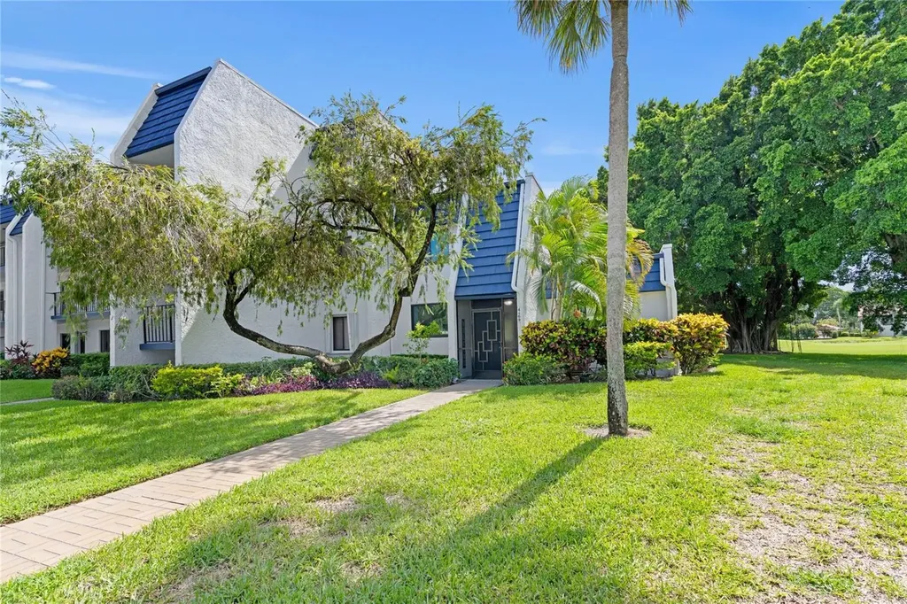 4469 Luxemburg Court Lake Worth FL 33467