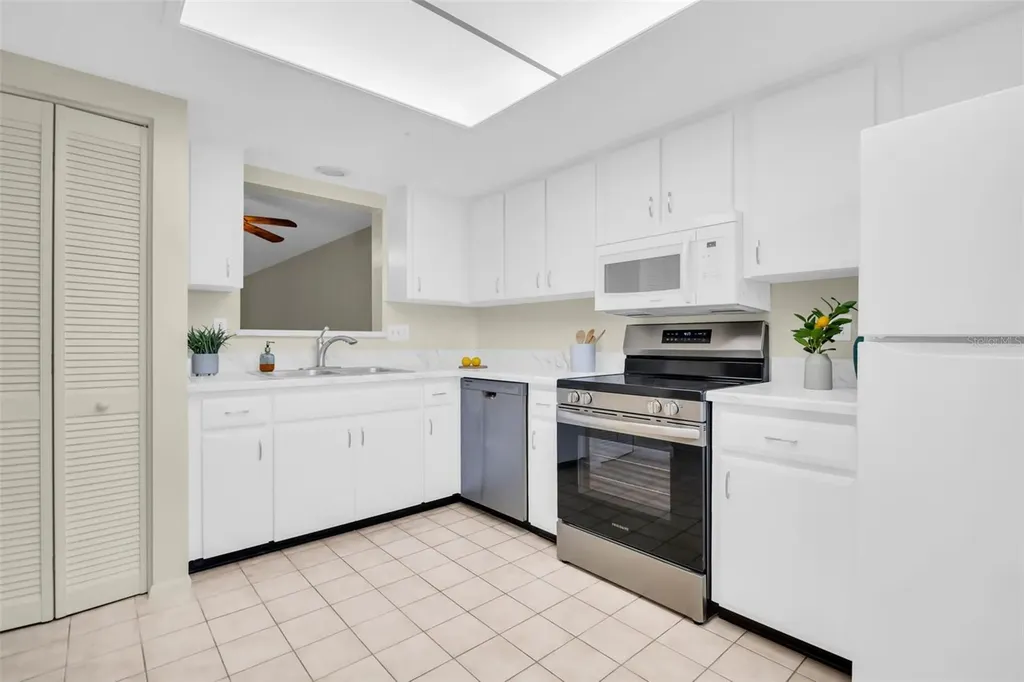 899 Cleland Court Palm Harbor FL 34684
